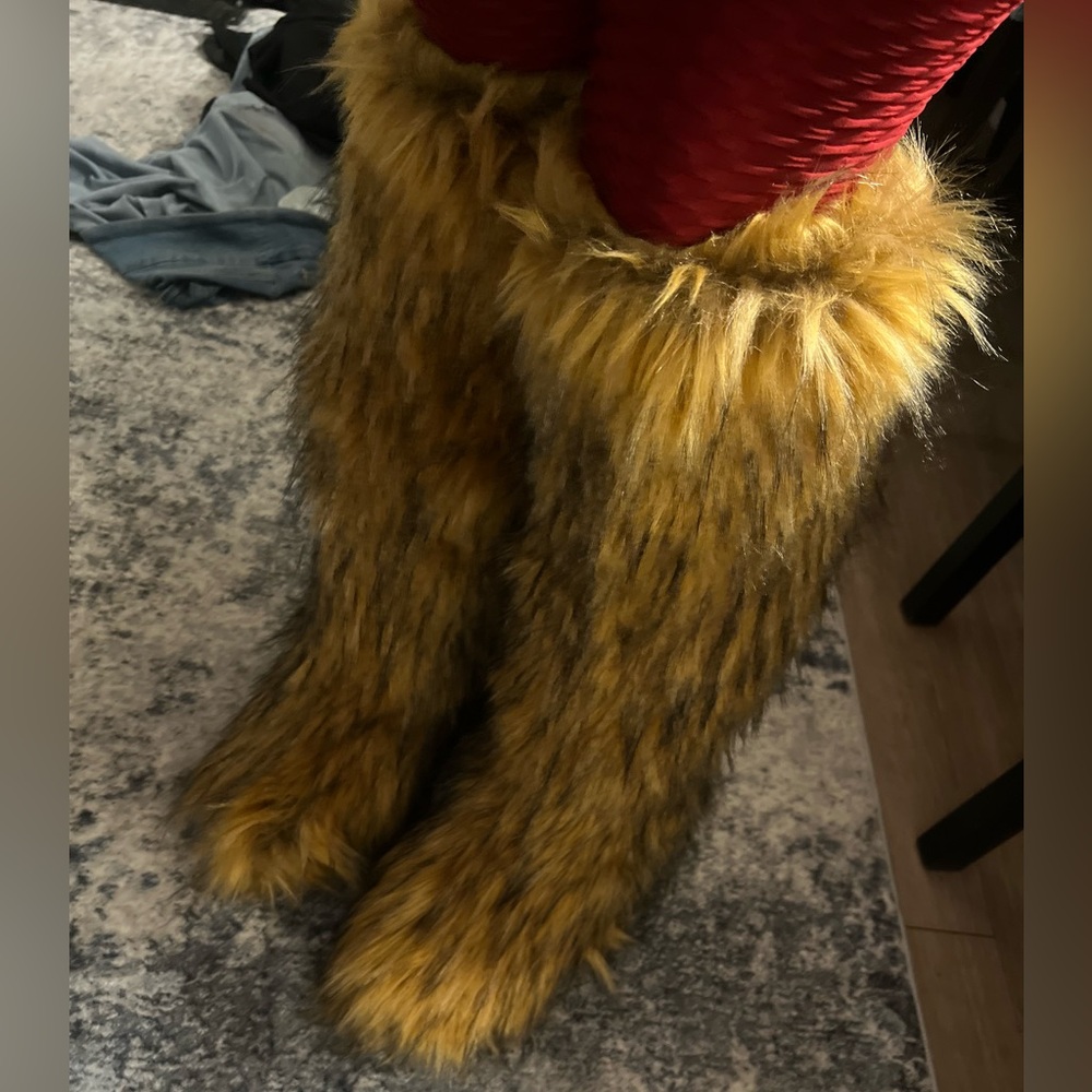 Fur boot